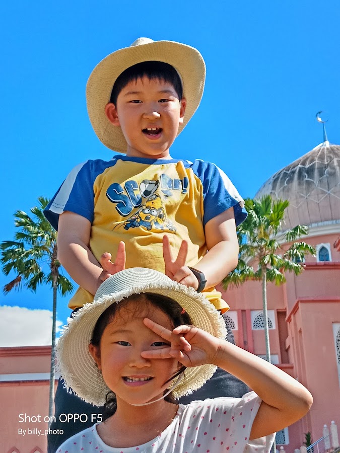 KKfootprint travel guest moment