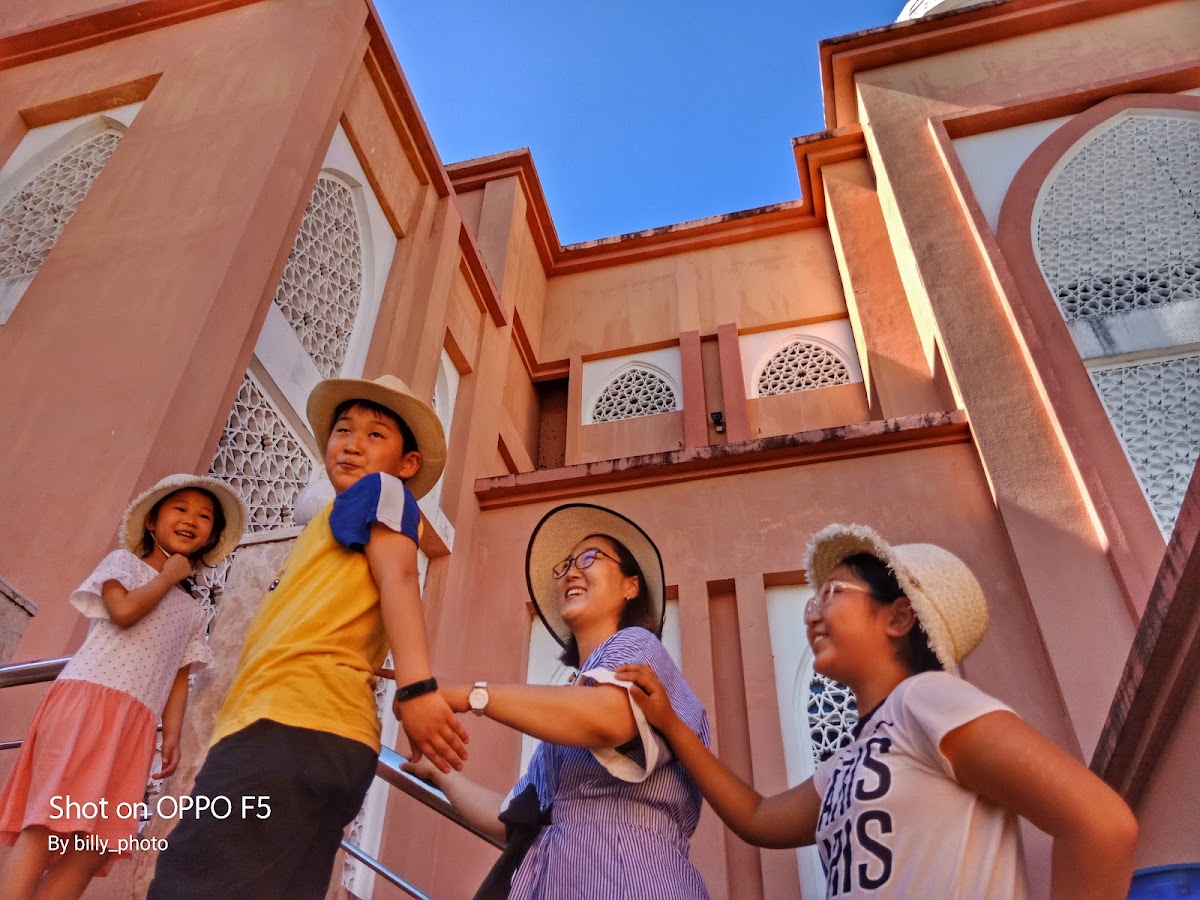 KKfootprint travel guest moment